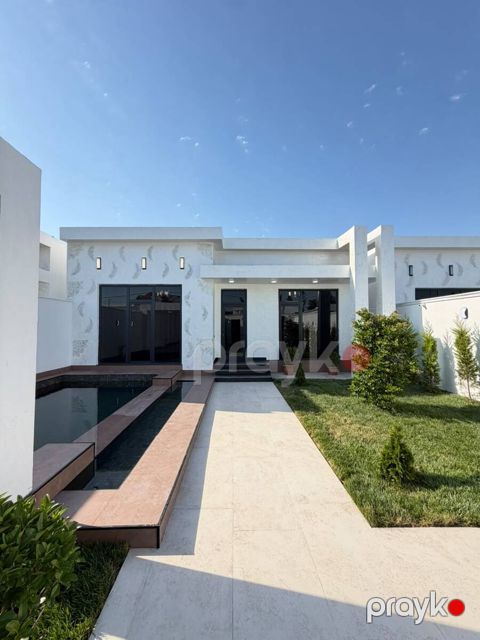 Satılır 4 otaqlı həyət evi/bağ evi 140 m² — Bakı