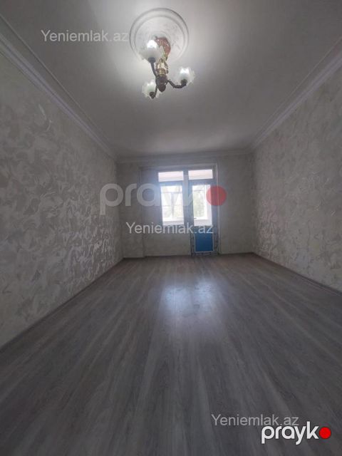 Satılır 2 otaqlı Bina evi menzil (Köhnə tikili), 48 m², 3-cü mikrorayon — Sumqayıt