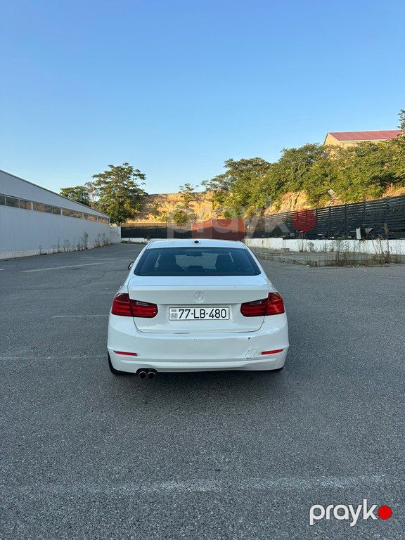BMW 330, 2.0 L, 2015 il, 110 000 km — Avtomobillər, Bakı (2)