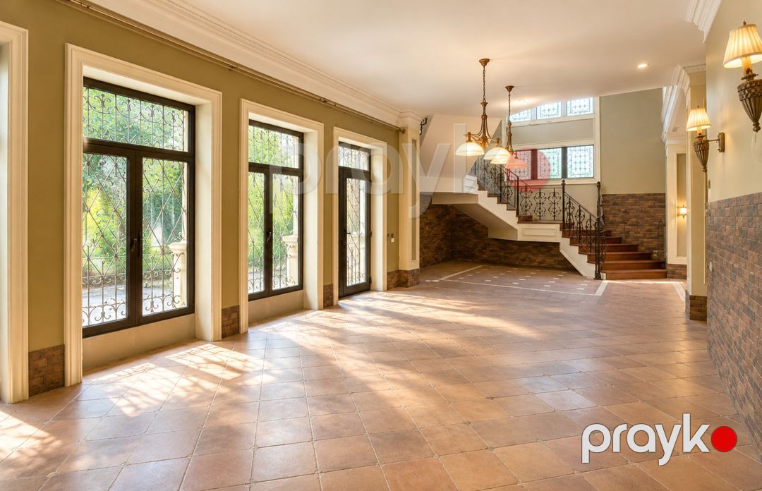 Satılır 10 otaqlı həyət evi/bağ evi 900 m² — Ev, villa, Bakı (3)
