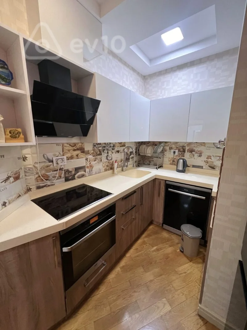 3 otaqlı mənzil, 105 m², Xəqani Rüstəmov küçəsi — kirayə — Mənzil, Bakı (6)