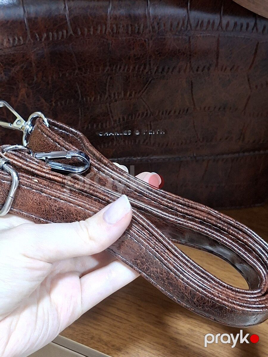 Charles & Keith çiyin çantası — Şəxsi əşyalar, Bakı (6)