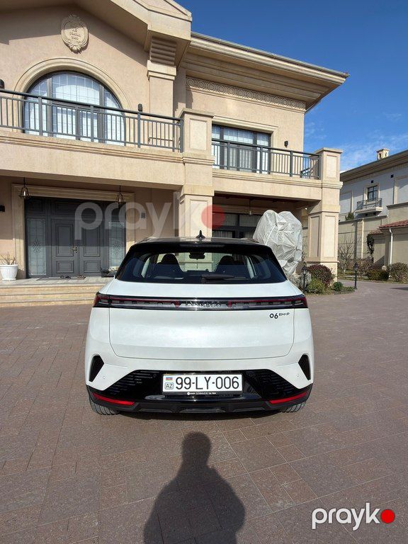 Lynk & Co 06, 1.5 L, 19.9 kWh, 2025 il, 1 800 km — Avtomobillər, Bakı (2)