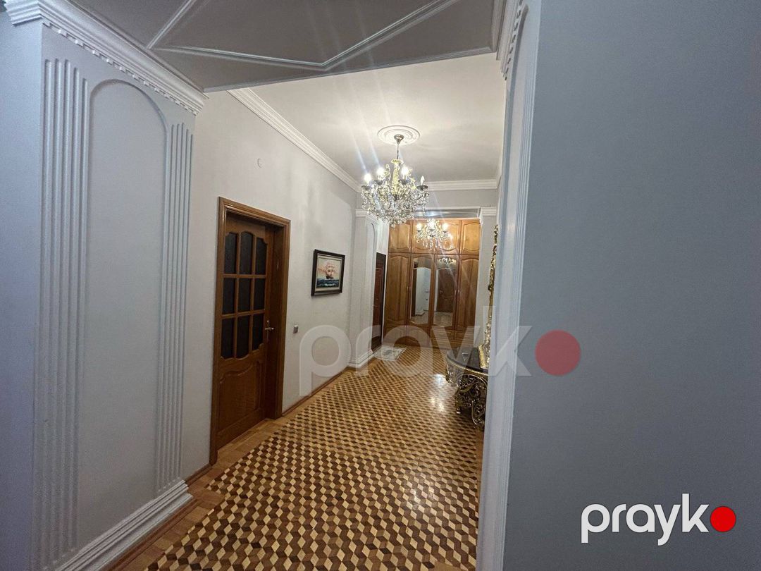 Satılır 4 otaqlı yeni tikili 160 m² — Mənzil, Bakı (9)