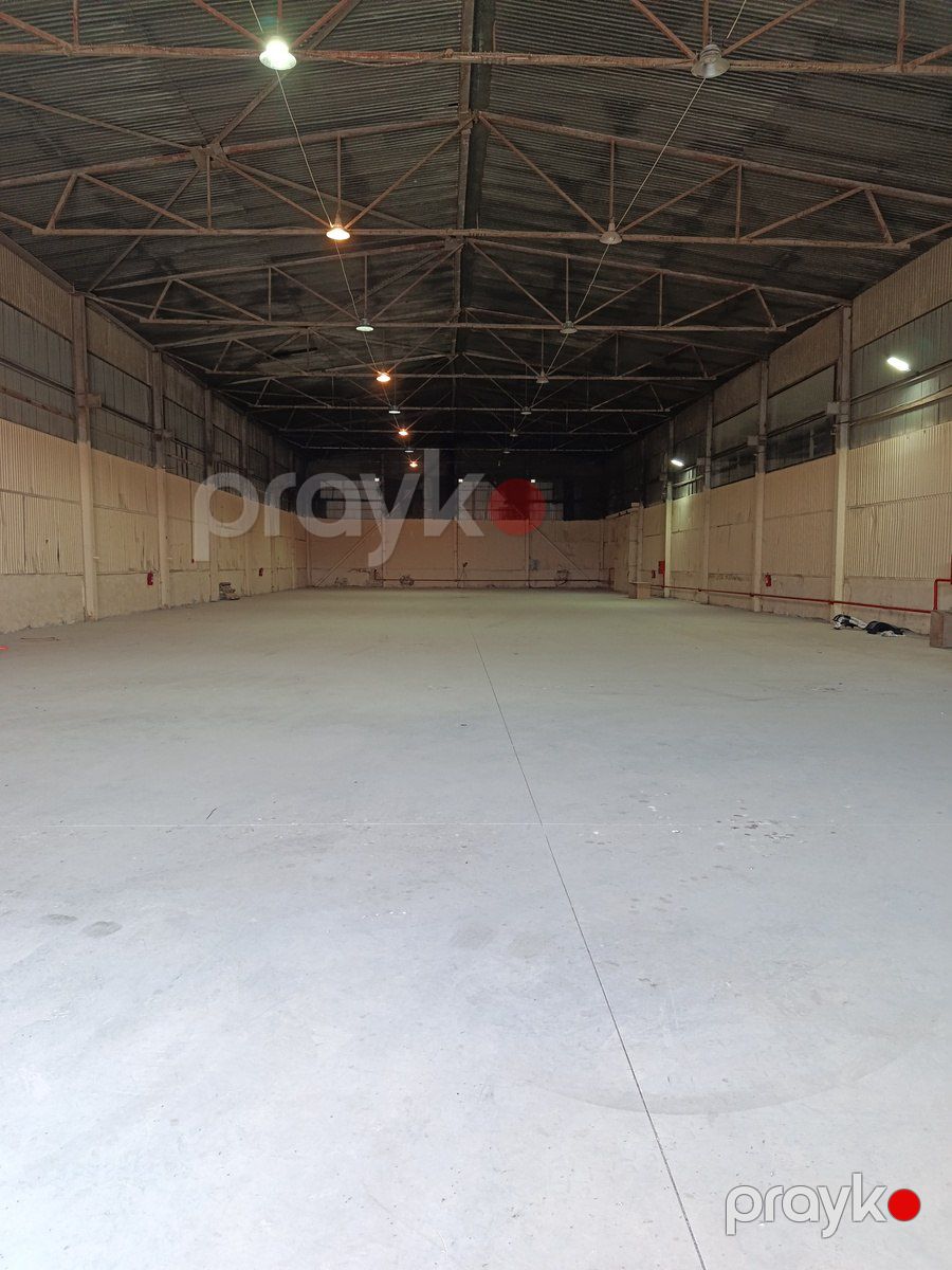 İcarəyə verilir obyekt 1229 m² — Əmlak, Bakı (11)