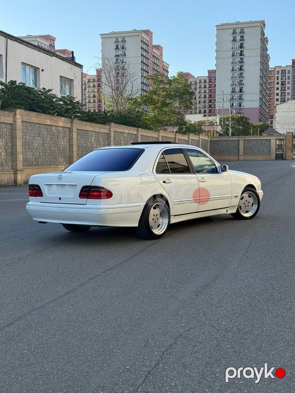 Mercedes E 240, 2.4 L, 2001 il, 350 000 km — Avtomobillər, Bakı (4)