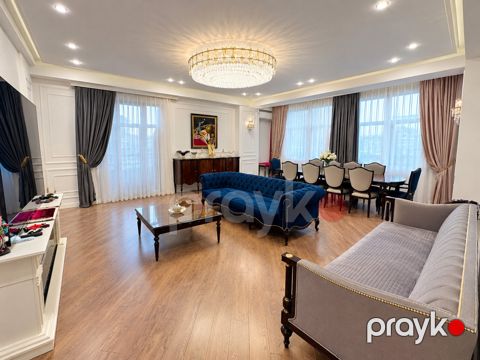 Satılır 4 otaqlı yeni tikili 210 m² — Bakı