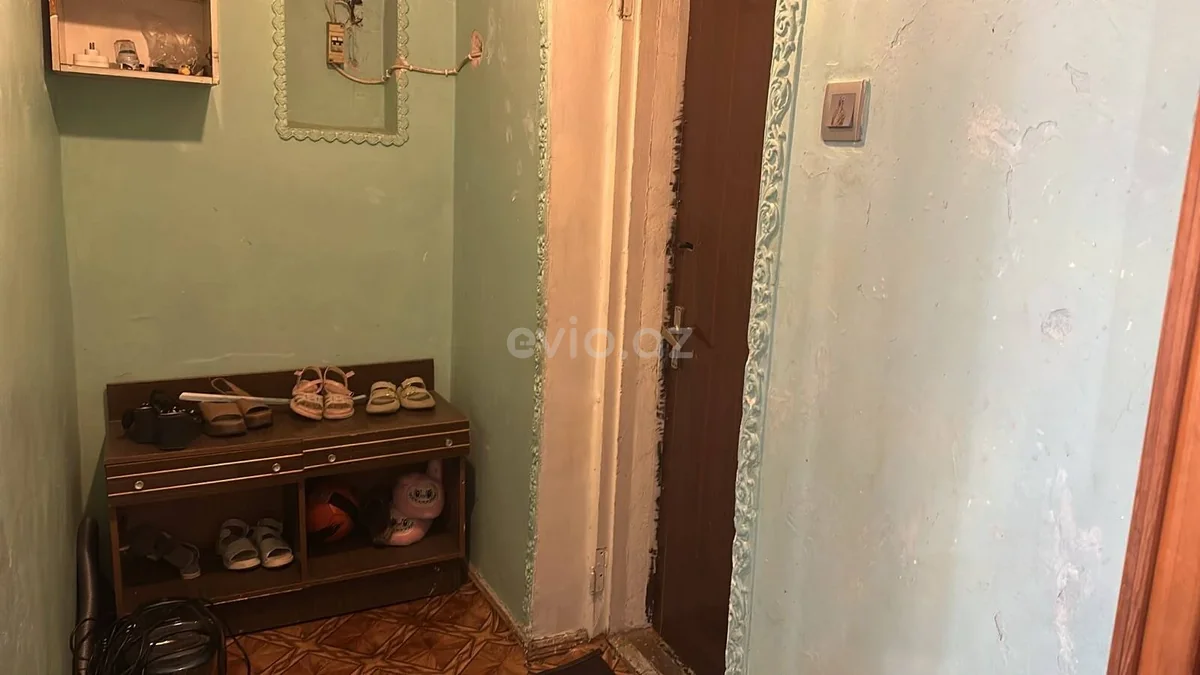 2 otaqlı orta təmirli mənzil satılır 8-ci kilometr qəsəbəsində — Mənzil, Bakı (9)