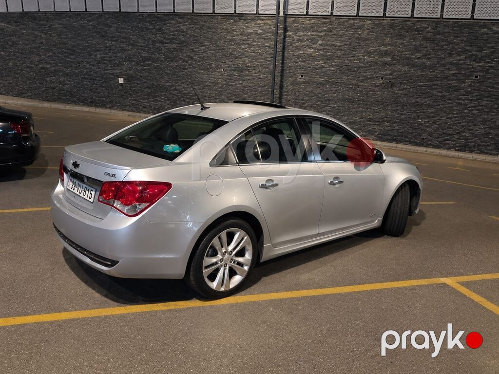 Chevrolet Cruze: 1.6 l 2015 il 250000 km Sedan — Avtomobillər, Bakı (4)