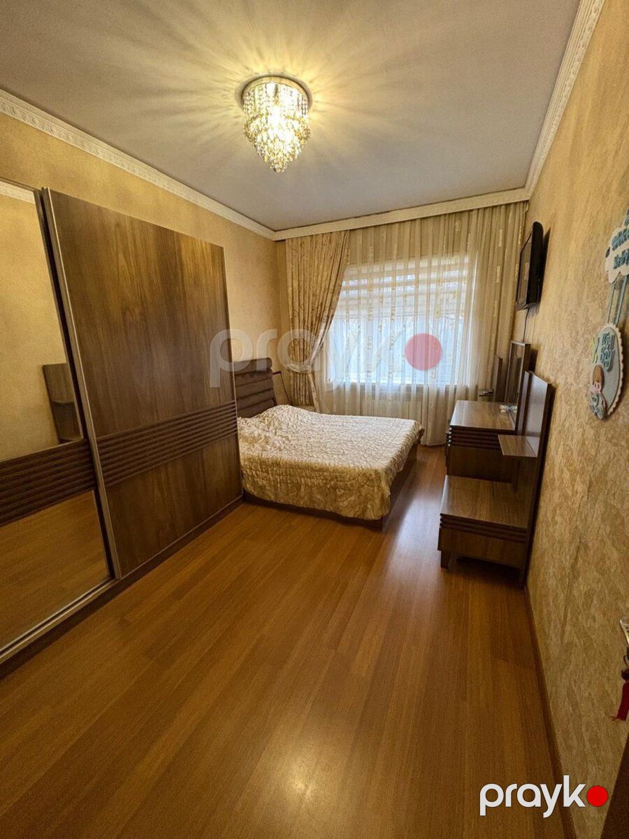 2-otaqlı mənzil, 28 May m., 70 m² — Mənzil, Bakı (2)
