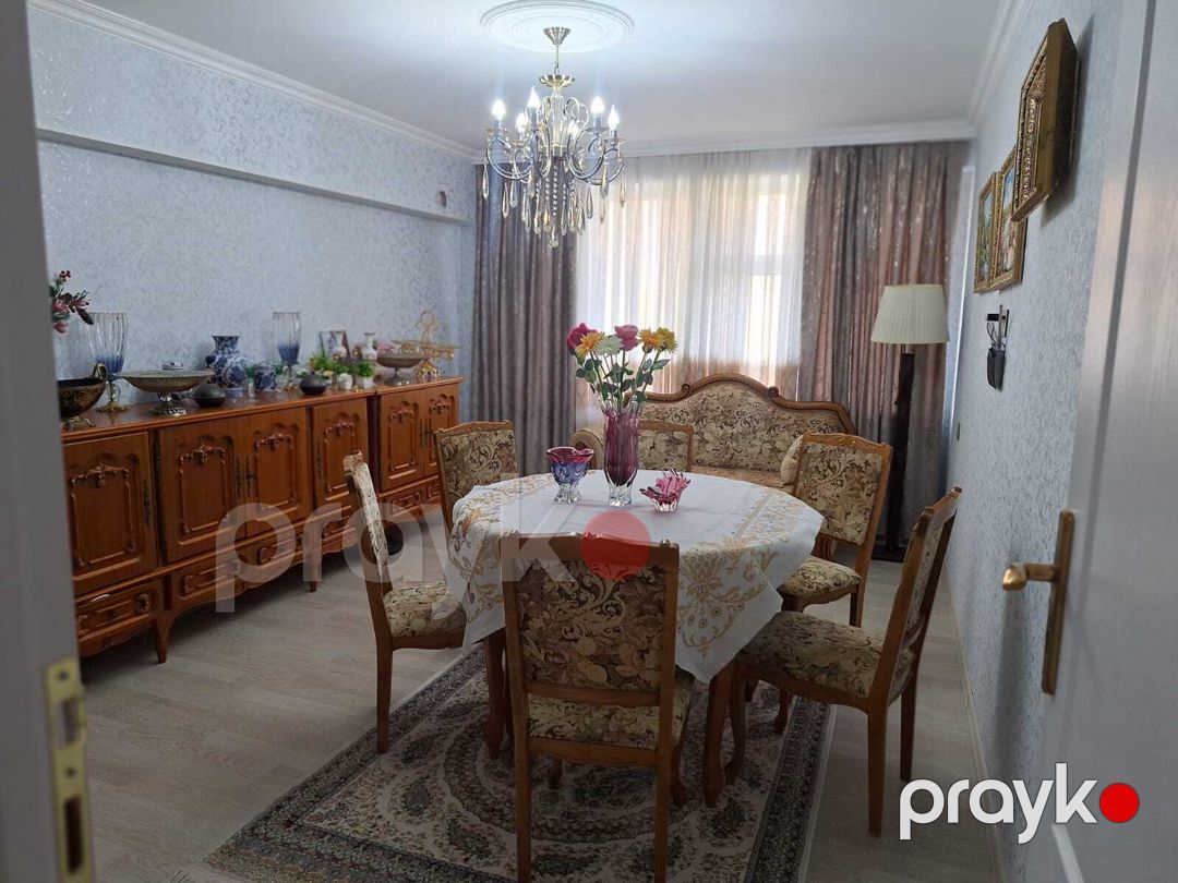 Satılır 3 otaqlı köhnə tikili 85 m² — Mənzil, Bakı (2)