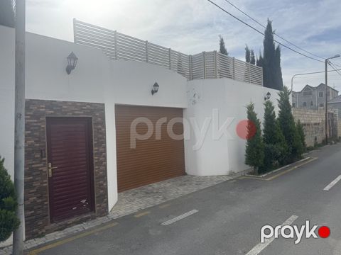 Satılır 4 otaqlı həyət evi/bağ evi 150 m² — Bakı