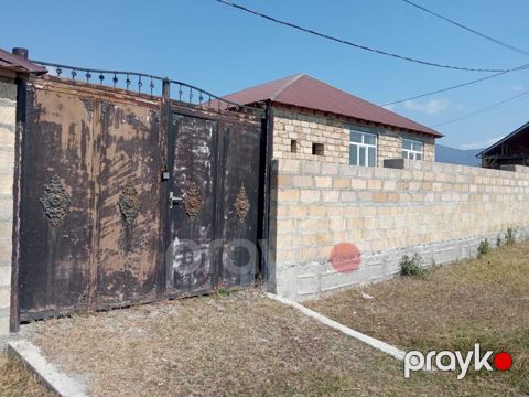 Satılır 4 otaqlı həyət evi/bağ evi 120 m² — Şəki