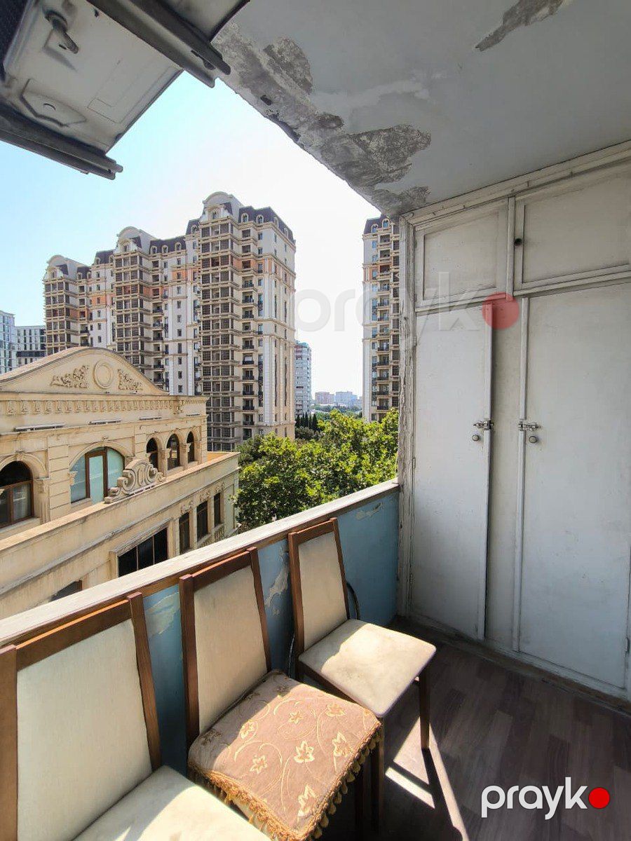 Satılır 2 otaqlı köhnə tikili 50 m² — Mənzil, Bakı (11)