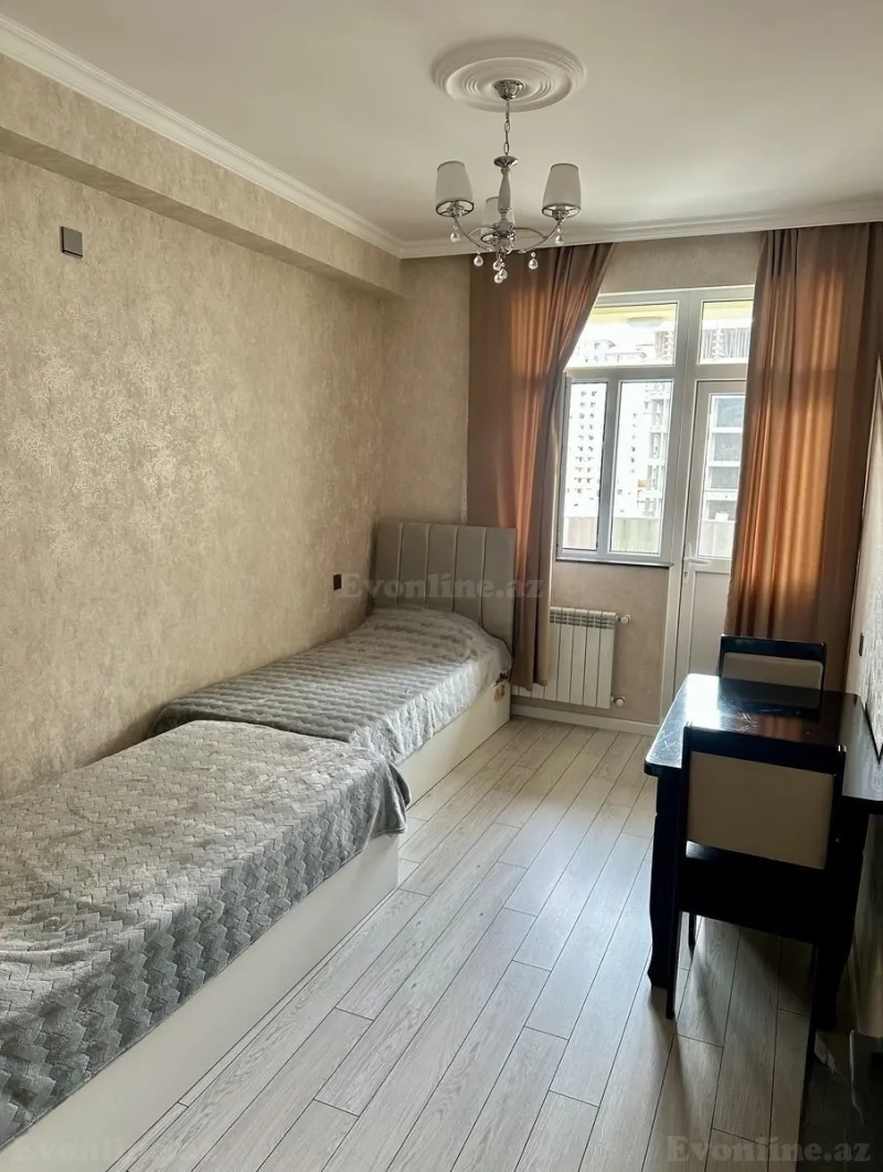 Satılır 3 otaqlı Mənzil Yeni tikili 75 m² Bakı, Nizami r., Qara Qarayev m — Mənzil, Bakı (5)