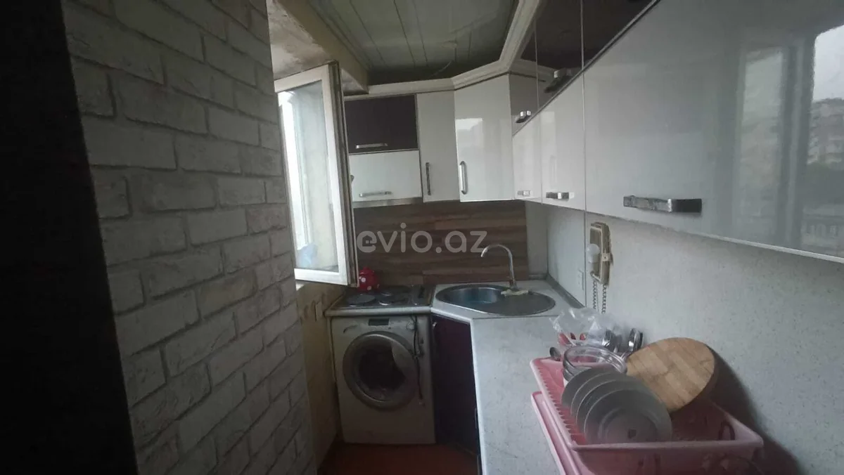2 otaqlı orta təmirli mənzil satılır Əhmədli qəsəbəsində — Mənzil, Bakı (9)