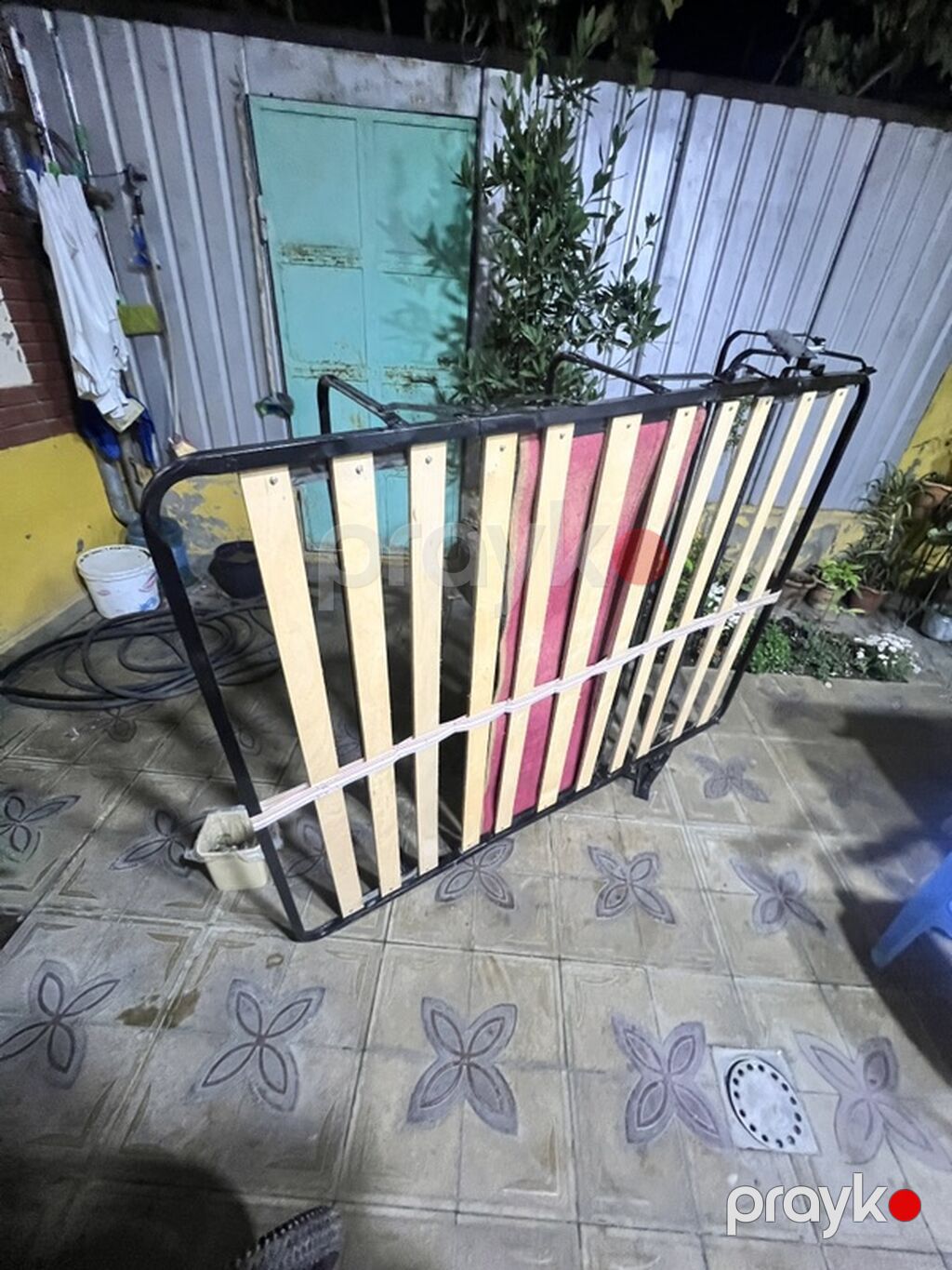 Metaldan çərçivəli qatlanan çarpayı (raskladuşka) satılır. - Ölçü — Çətir çarpayıları, Bakı (2)