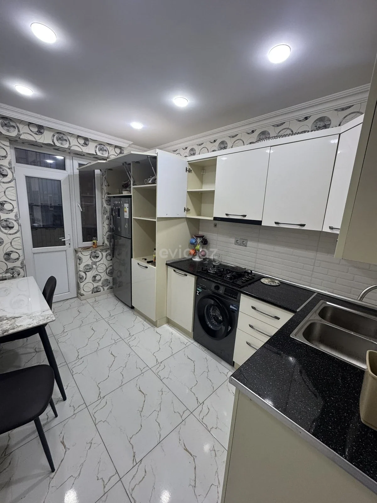 Kirayə 2 otaqlı mənzil Bakıxanov qəsəbəsində — Mənzil, Bakı (4)