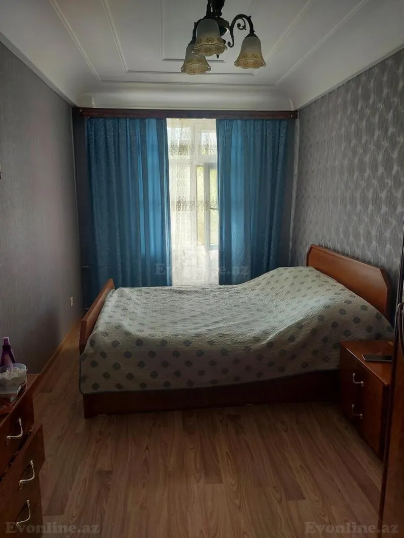 Satılır 3 otaqlı Mənzil Köhnə tikili 75 m² Bakı, Yasamal r., Elmlər Akademiyası m — Mənzil, Bakı (2)