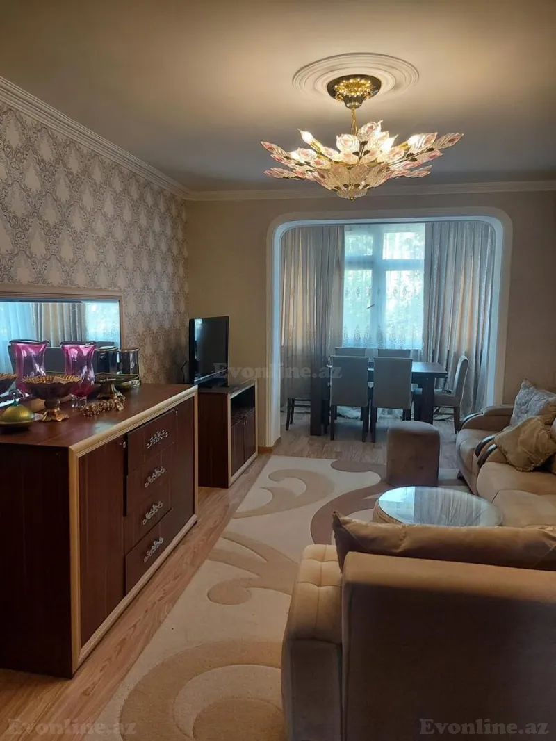 Satılır 3 otaqlı Mənzil Köhnə tikili 75 m² Bakı, Yasamal r., Elmlər Akademiyası m — Şamil Bəy