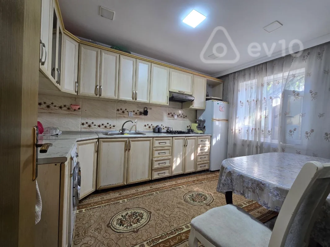 7 otaqlı həyət evi, 228 m², Şüvəlan–Mərdəkan sərhədində 2 mərtəbəli bağ evi satılır Şimal Qres ərazisi, Sabah FC stadionunun yaxınlığı — Ev, villa, Bakı (12)
