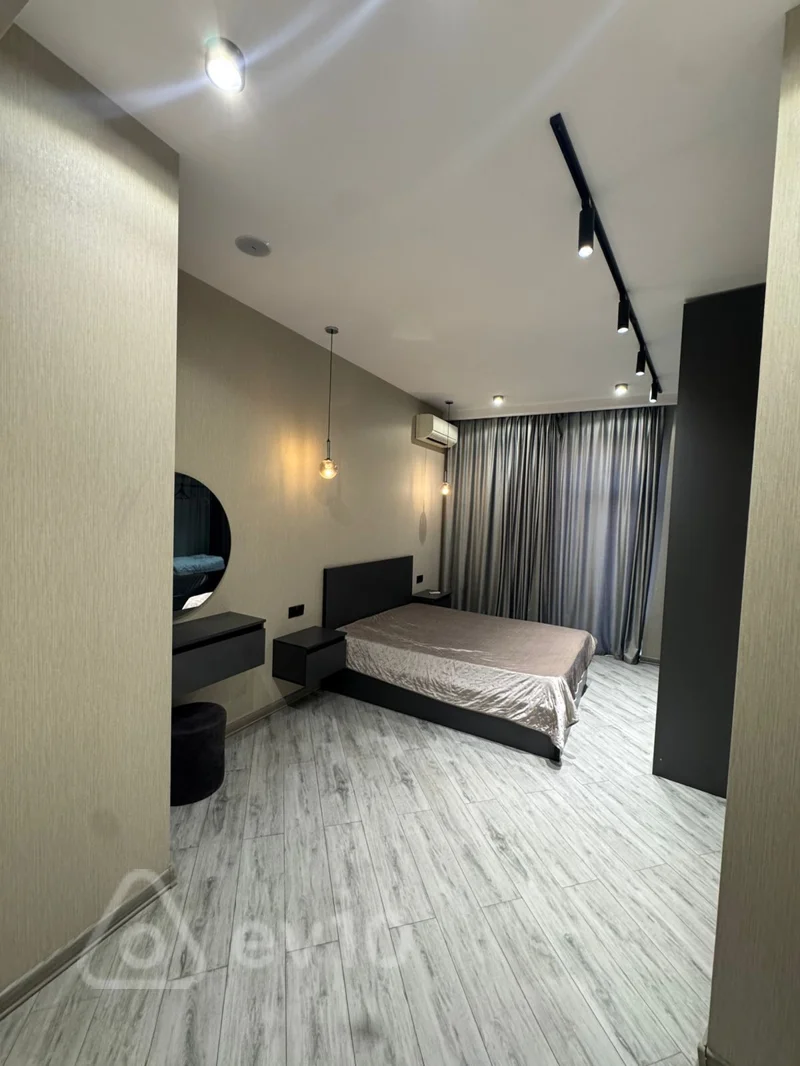 3 otaqlı mənzil, 100 m², Xaqani Rustamov — kirayə — Mənzil, Bakı (10)