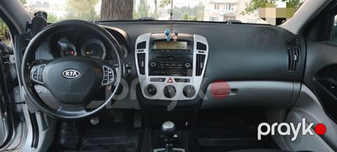 Kia Ceed: 1.6 l 2007 il Hetçbek — Bakı