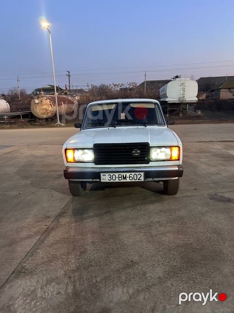 Lada (VAZ) 2107, 1.6 L, 2001 il, 58 732 km — İmişli