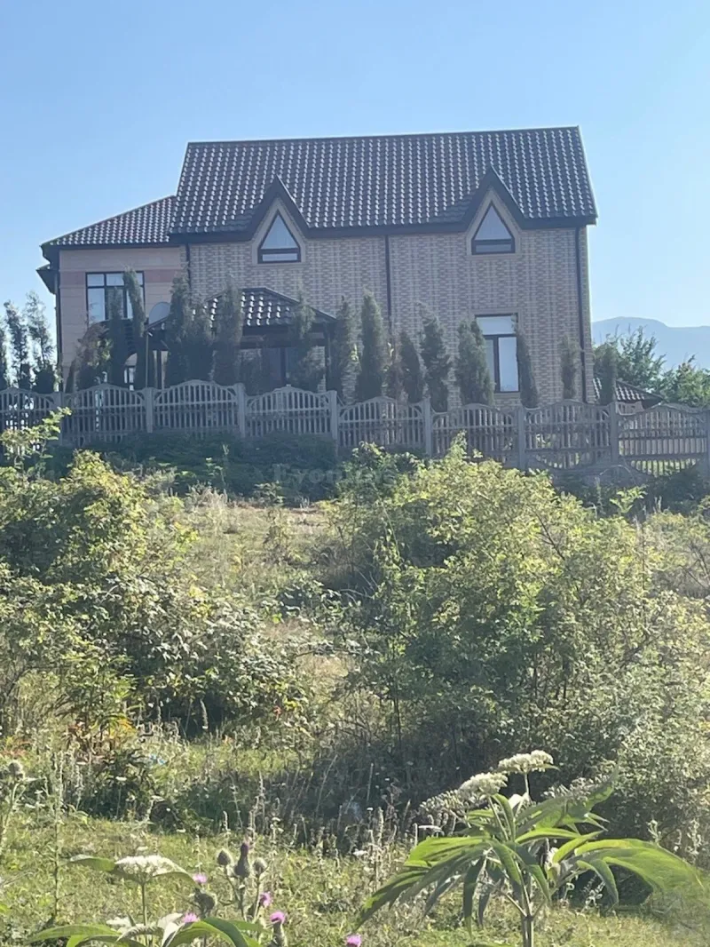 Satılır 4 otaqlı Həyət evi 200 m² Quba — Ev, villa, Quba (2)