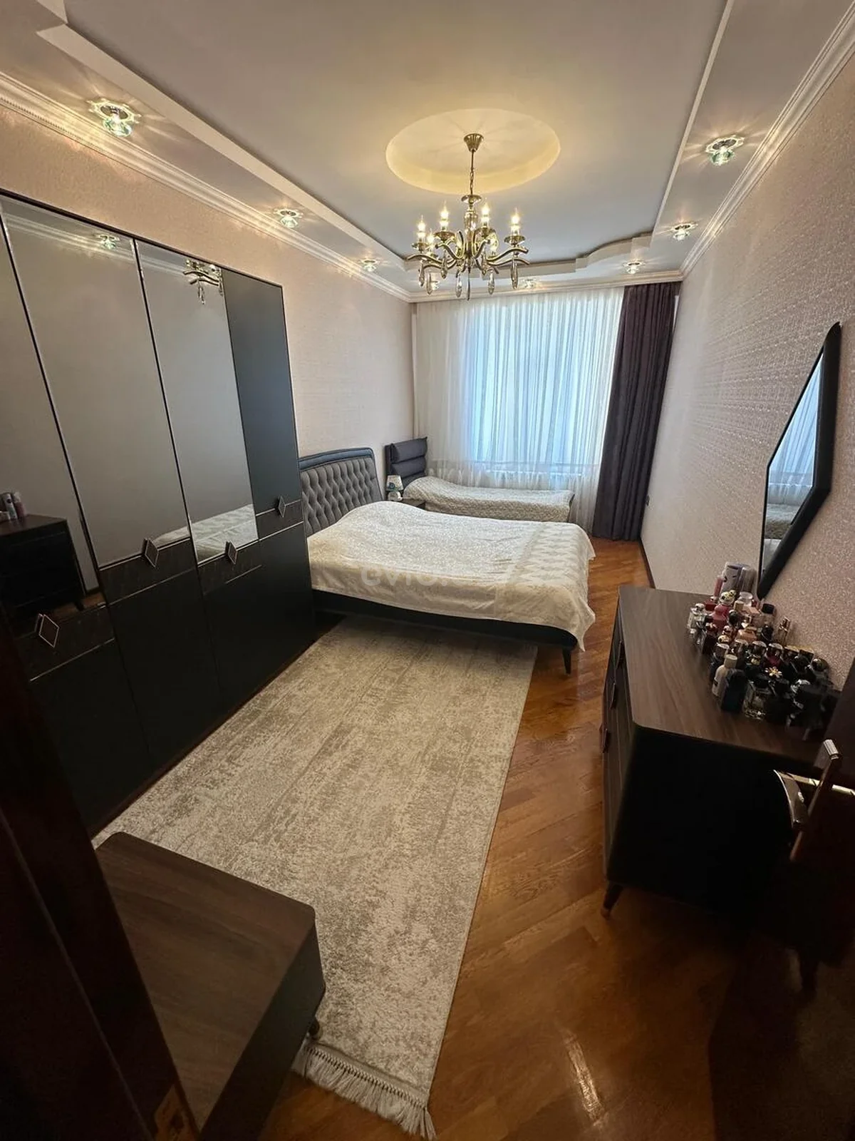 2 otaqlı tam təmirli mənzil satılır 8-ci mikrorayonda — Bakı