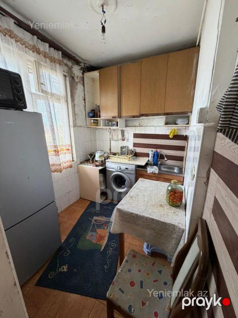 Satılır 2 otaqlı Bina evi menzil (Köhnə tikili), 33 m², Binəqədi rayonu — Bakı