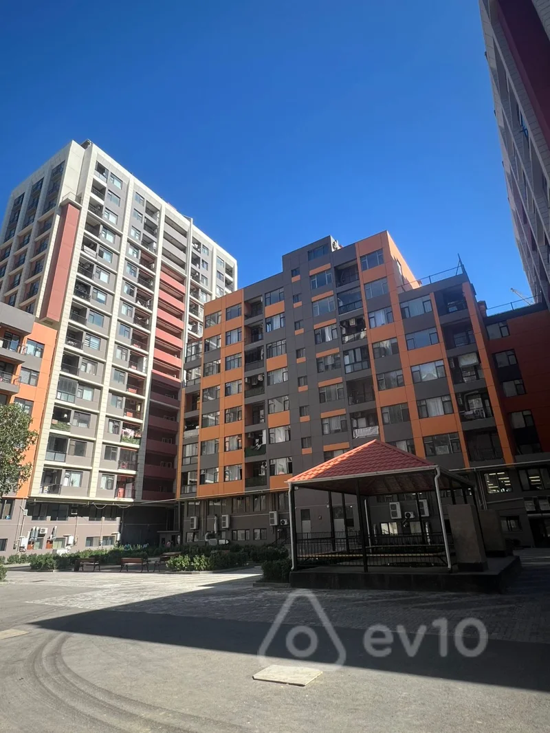 2 otaqlı mənzil, 61 m², Təbriz küçəsi — Bakı