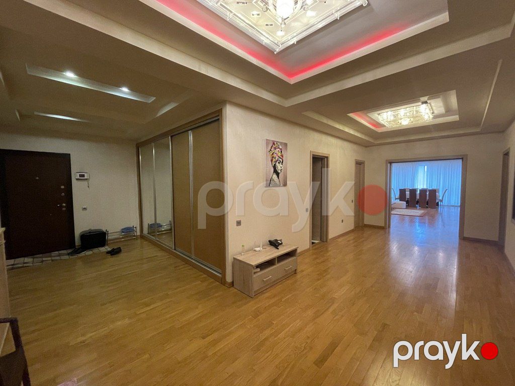 İcarəyə verilir 4 otaqlı yeni tikili 215 m² — Mənzil, Bakı (5)
