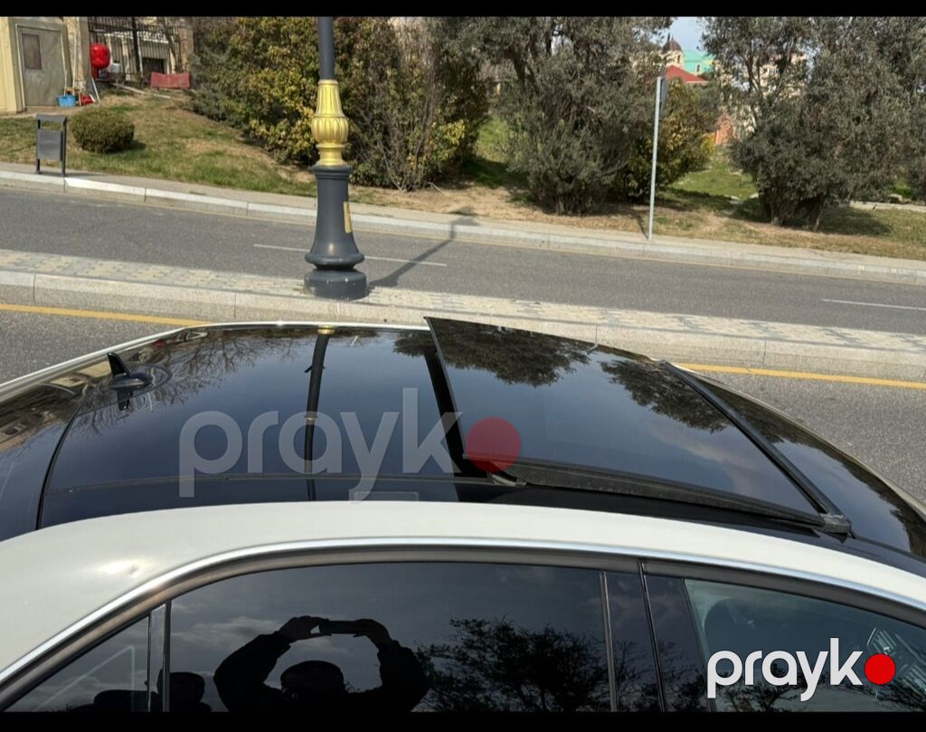 Mercedes-Benz E 300: 3 l 2009 il Sedan — Avtomobillər, Digah (10)