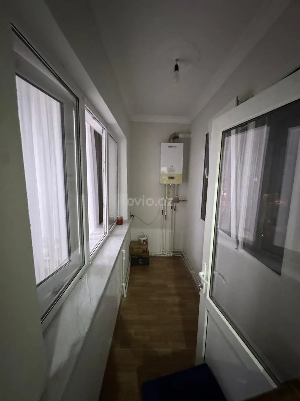 Kirayə 3 otaqlı mənzil Azadlıq prospekti metrosu yaxınlığında — Mənzil, Bakı (4)