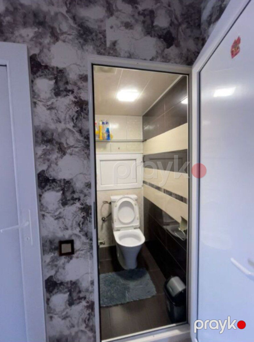 Satılır 2 otaqlı köhnə tikili 65 m² — Mənzil, Bakı (8)