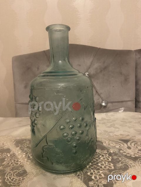 Bir vaza — Bakı