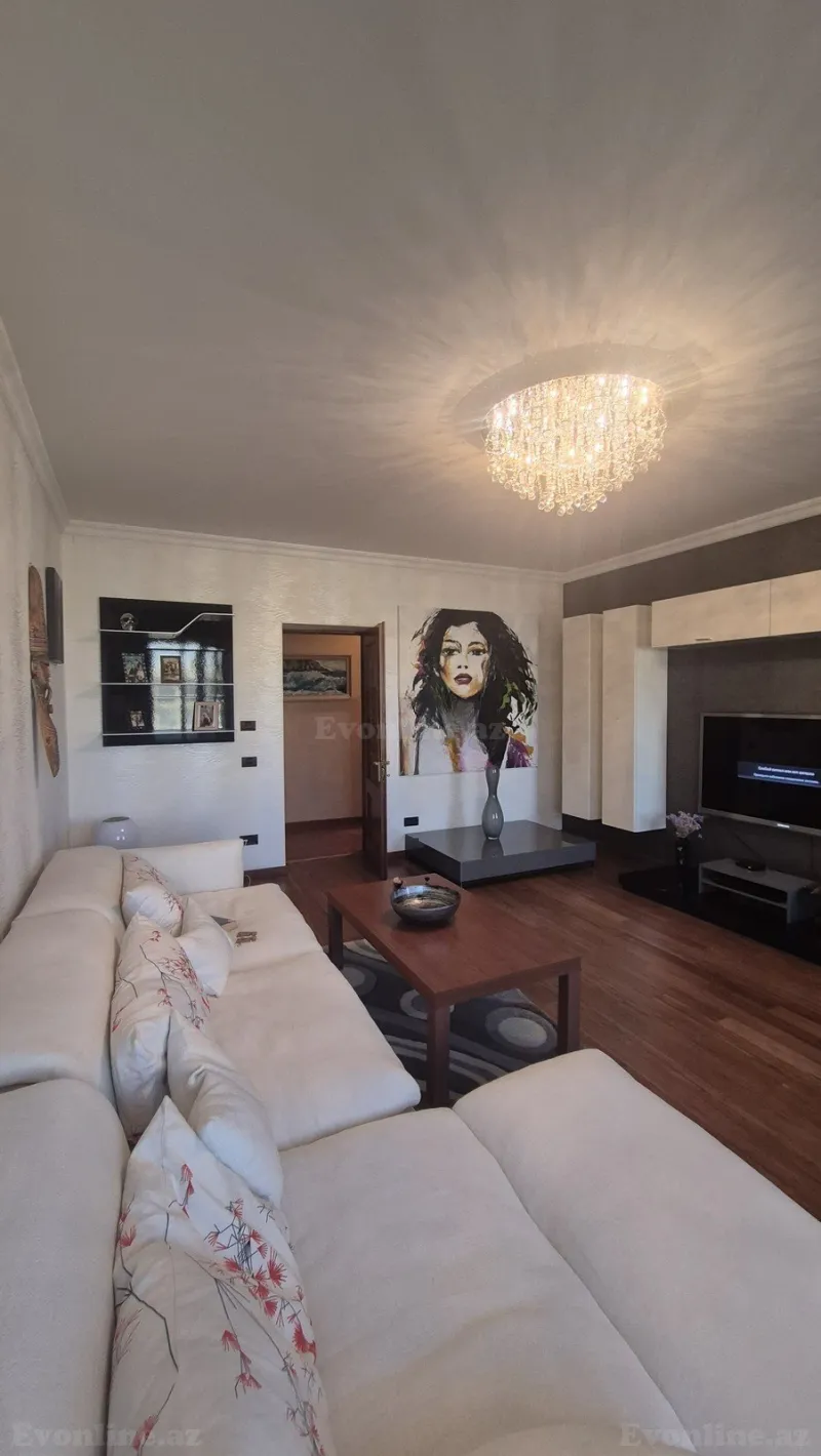 Satılır 3 otaqlı Mənzil Köhnə tikili 101 m² Bakı, Səbail r — Mənzil, Bakı (4)
