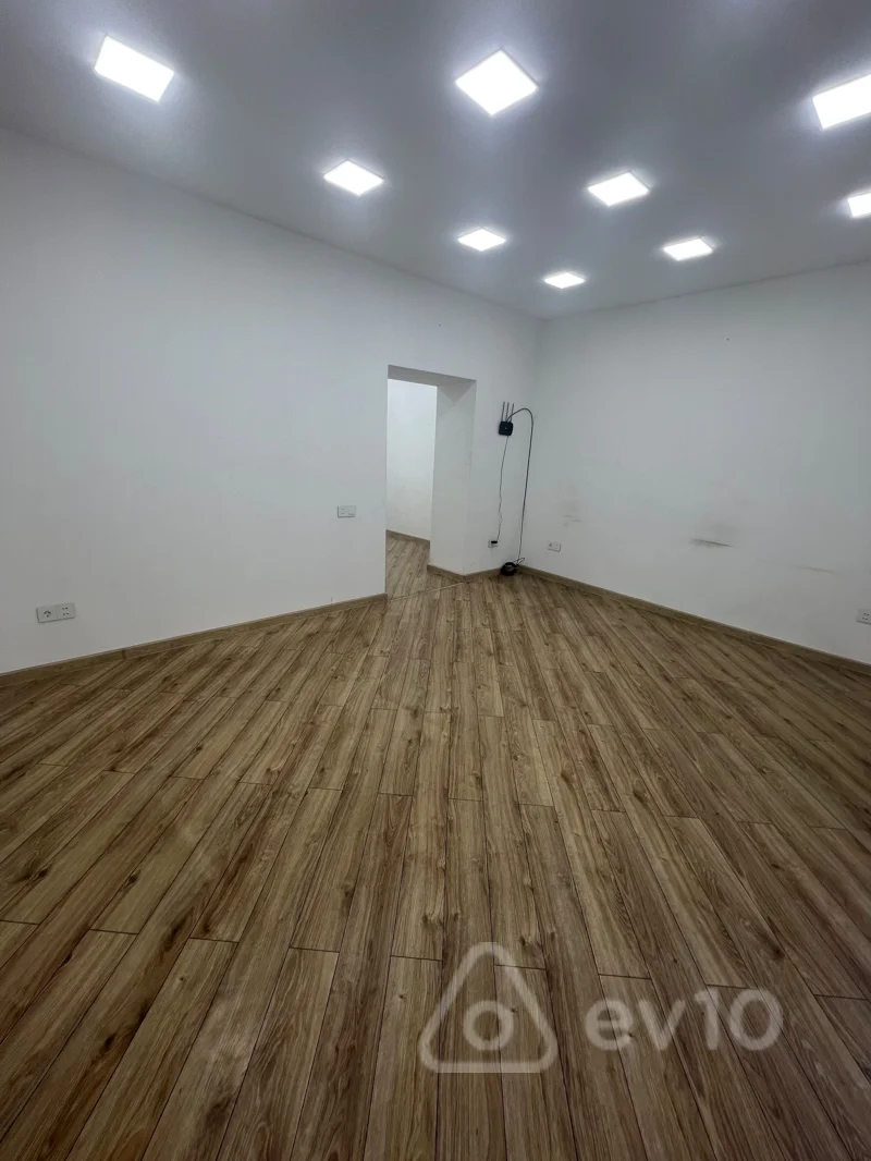 Obyekt, 38 m², 28 May Metrosu,Ceyhun Hacıbəyli küçəsi — kirayə — Əmlak, Bakı (5)