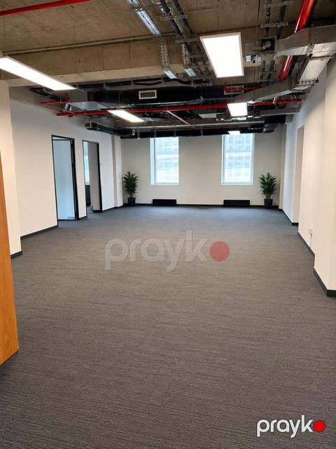 İcarəyə verilir 5 otaqlı ofis 210 m² — Bakı