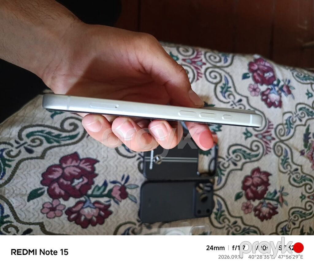 IPhone 17 Pro, 256 GB, Gümüşü, Zəmanət — Apple iPhone, Göyçay (4)