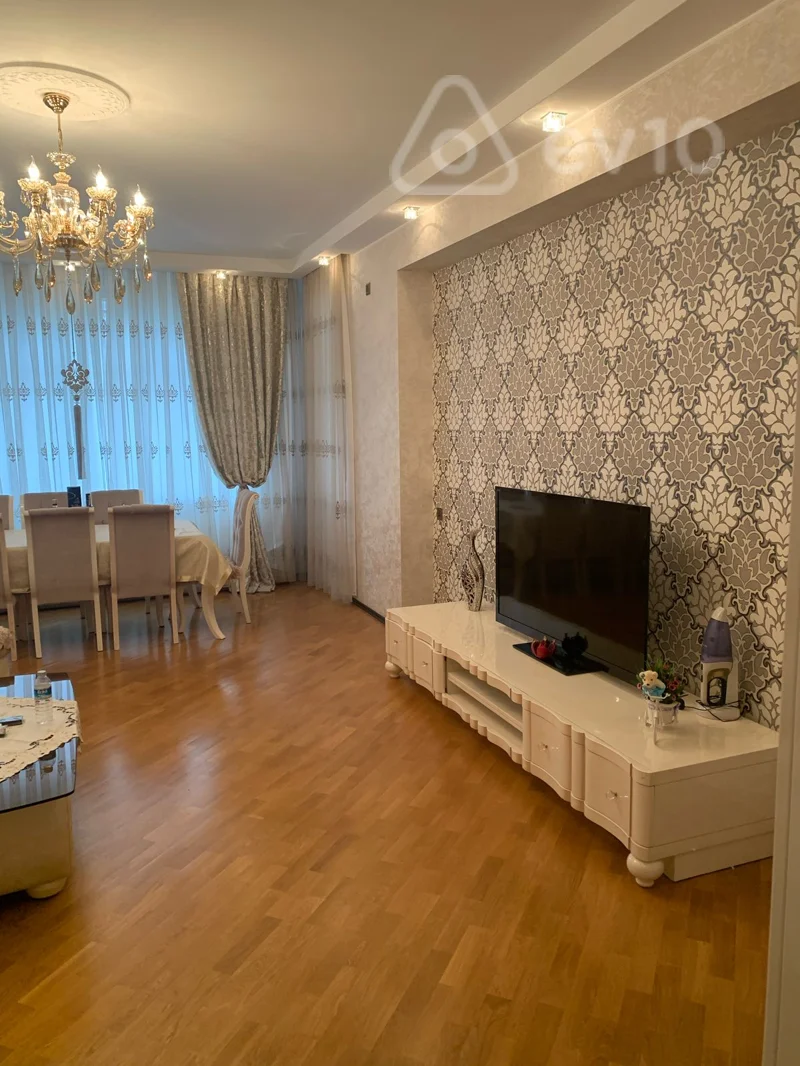3 otaqlı mənzil, 150 m², İsmayıl Qutqaşınlı Küçəsi — kirayə — Mənzil, Bakı (3)