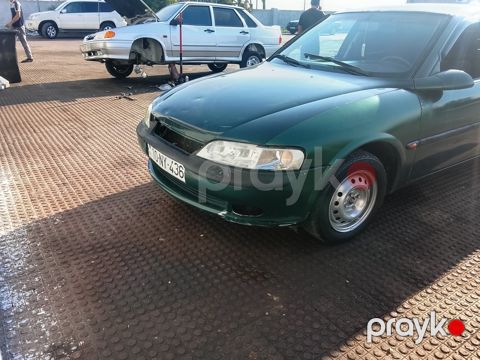 Opel Vectra, 1.8 L, 1995 il, 550 000 km — Şəmkir