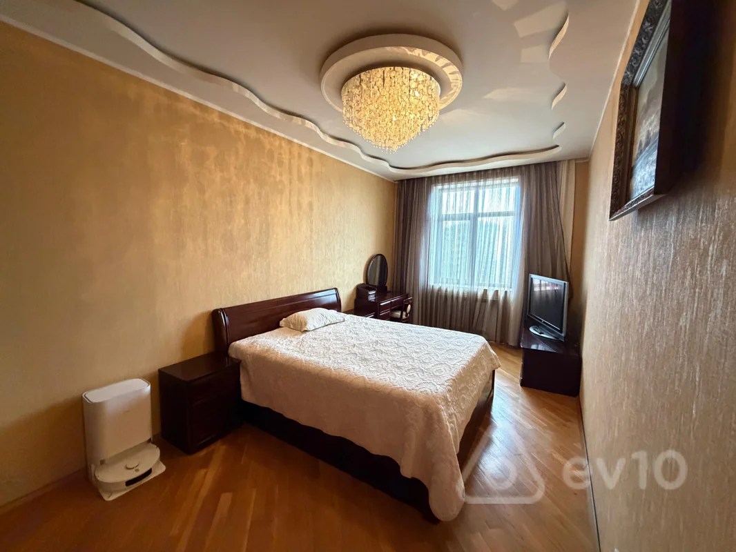 4 otaqlı mənzil, 186 m², Sabit Rəhman — Mənzil, Bakı (9)