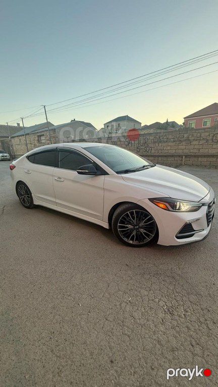 Hyundai Elantra, 1.6 L, 2017 il, 168 981 km — Avtomobillər, Bakı (6)
