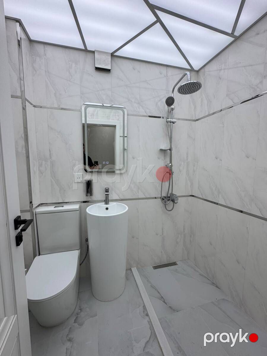 Satılır 2 otaqlı köhnə tikili 50 m² — Mənzil, Bakı (9)