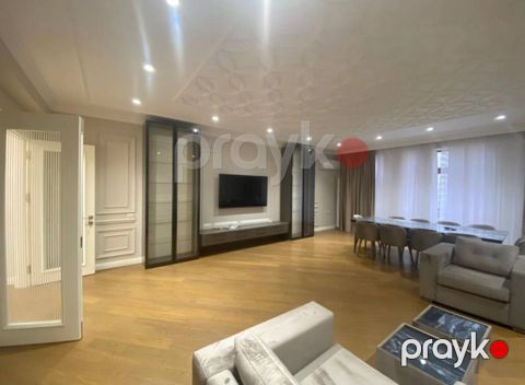İcarəyə verilir 3 otaqlı yeni tikili 180 m² — Bakı