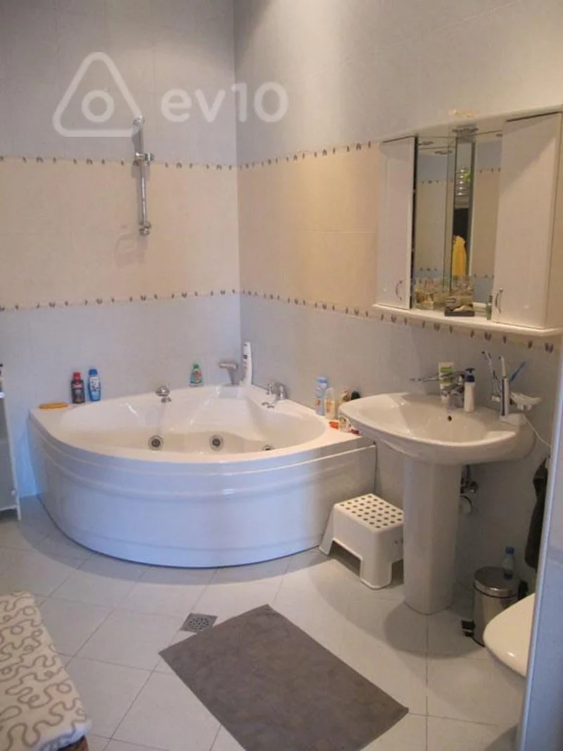 7 otaqlı həyət evi, 400 m², Həsən Əliyev küc 11 — Ev, villa, Bakı (9)