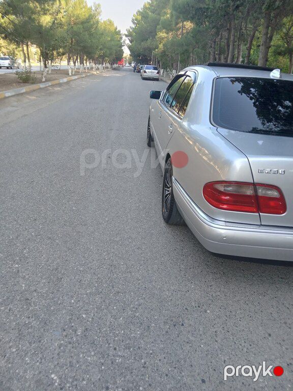 Mercedes E 230, 2.3 L, 1996 il, 325 423 km — Avtomobillər, Sumqayıt (5)