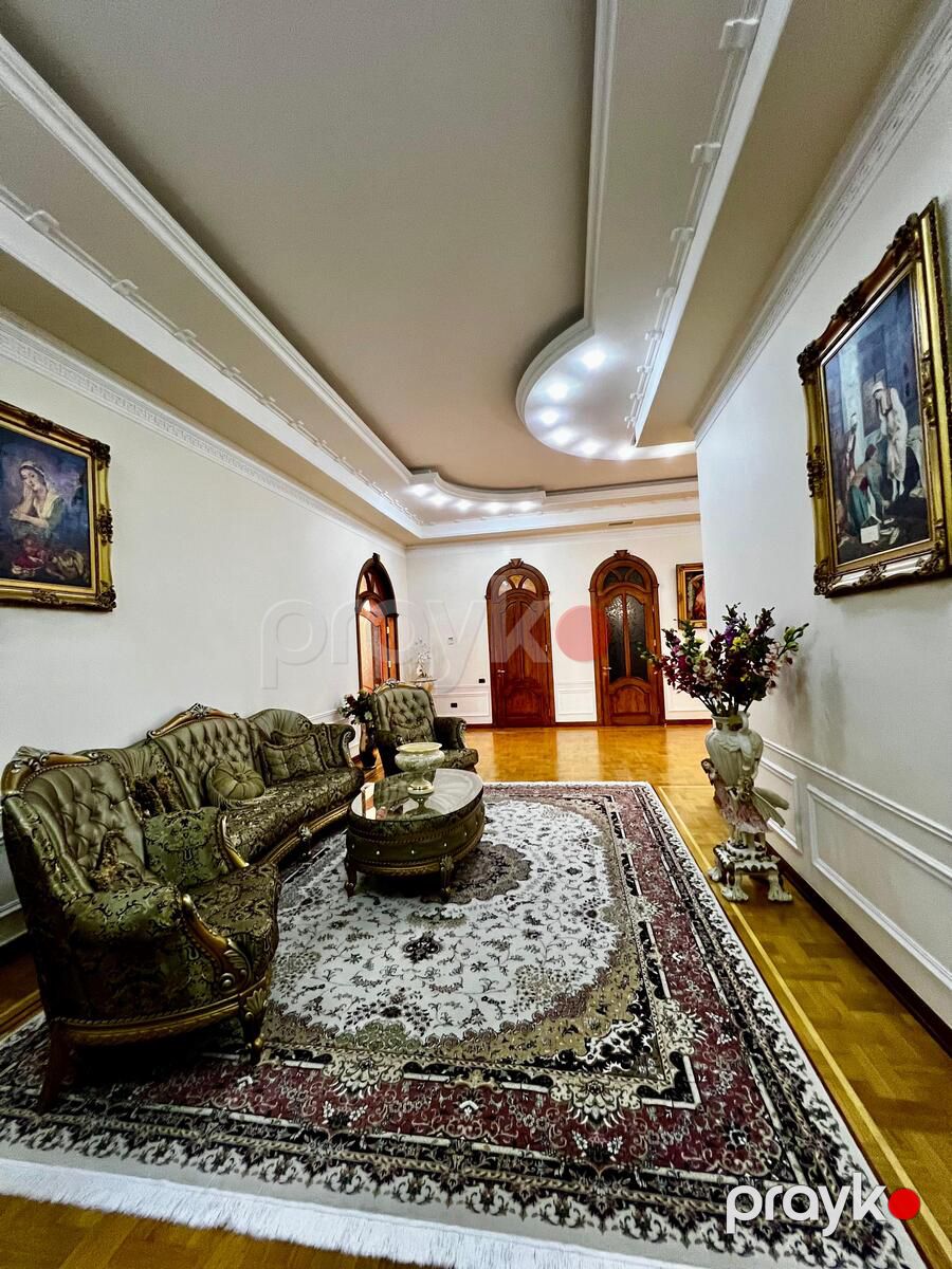 Satılır 6 otaqlı həyət evi/bağ evi 640 m² — Ev, villa, Bakı (8)